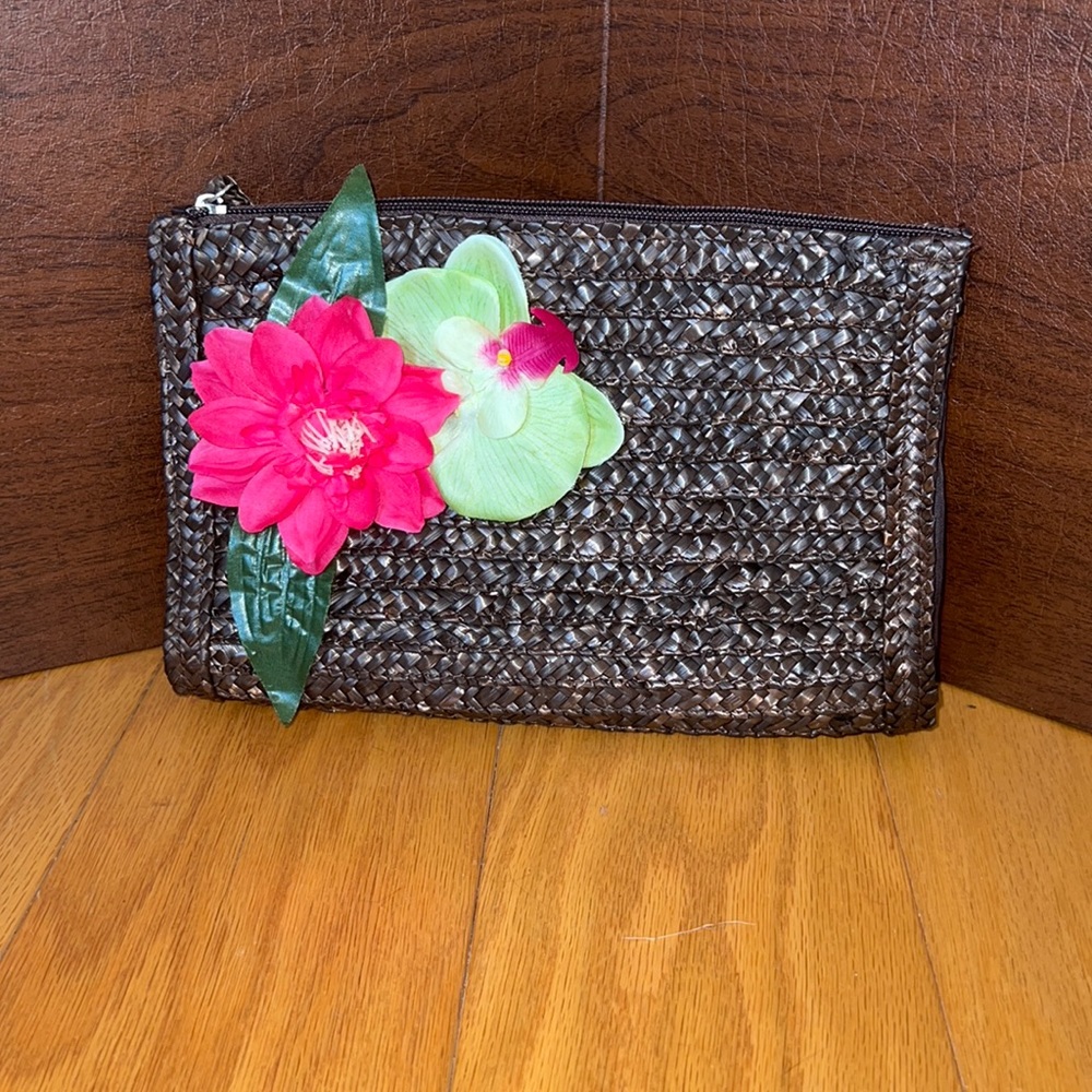 Brown flower clutch